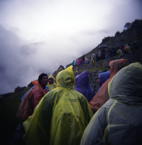 04. 01 - PEROU _ Machu Pichu _ Holga_Fuji160S_076